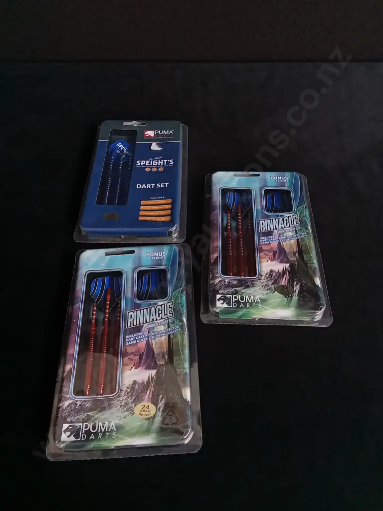 3 BRAND NEW PACKS OF DARTS Image 1++