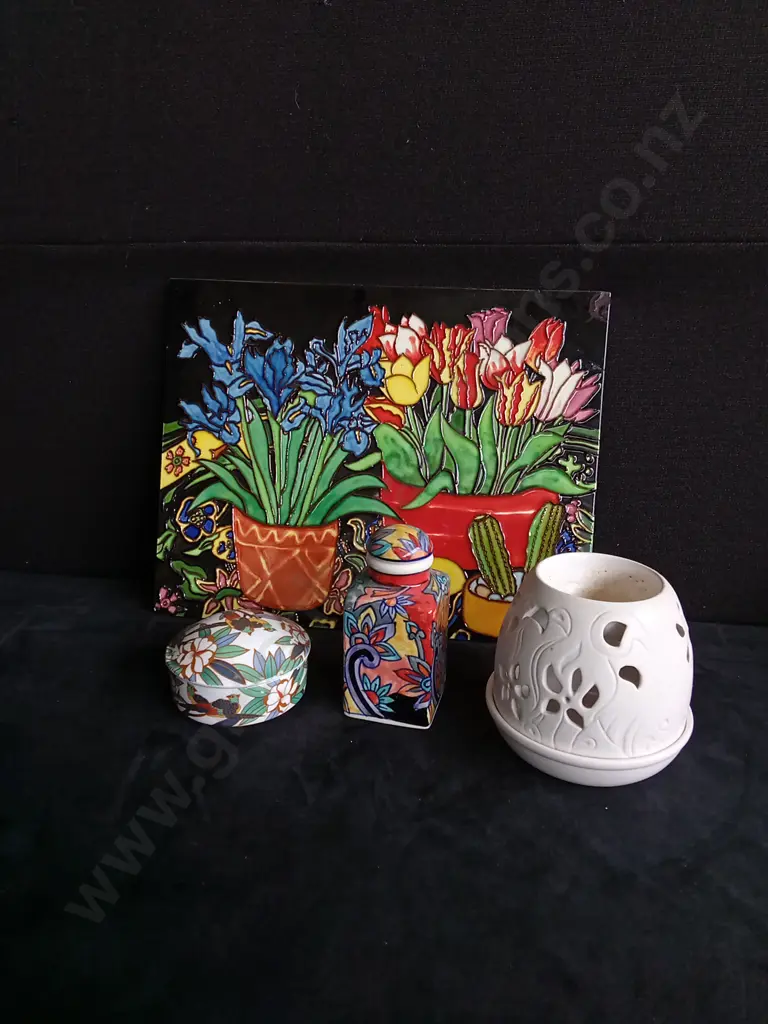 4 PIECES HOME DECOR MIX Image 1++