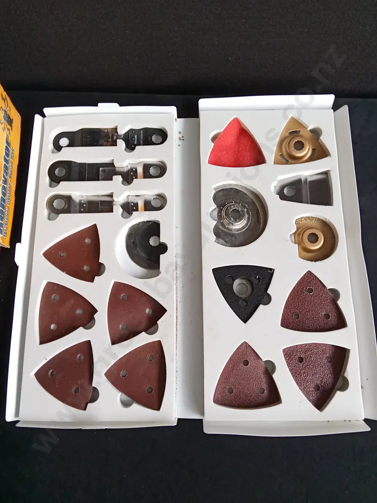 BRAND NEW RENOVATOR MULTI TOOL KIT Image 1++