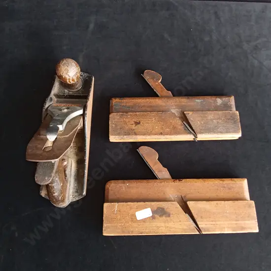 ANTIQUE WOODWORKING TOOLS