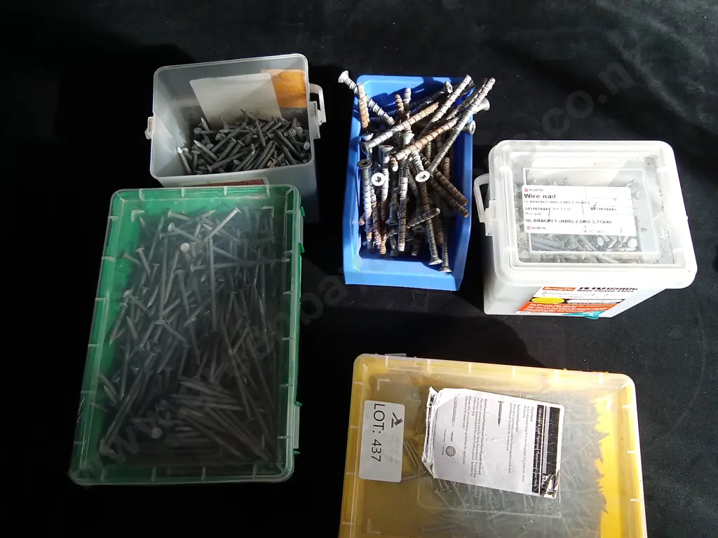 ASSORTED NAILS Image 1++