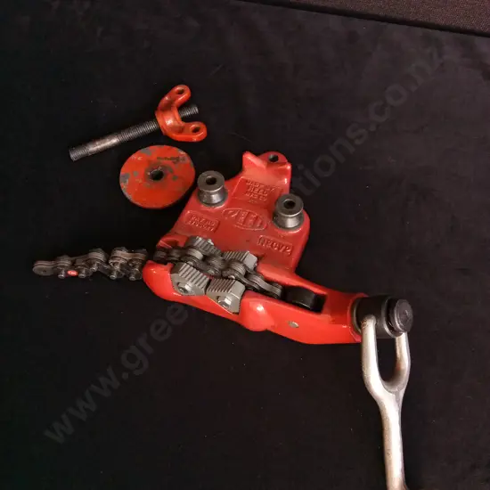 REED MANUFACTURING CHAIN VISE