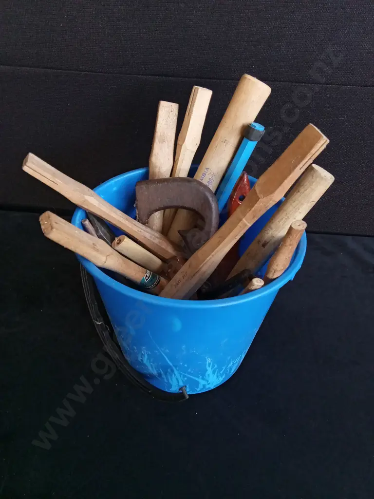 BUCKET OF TOOLS Image 1++