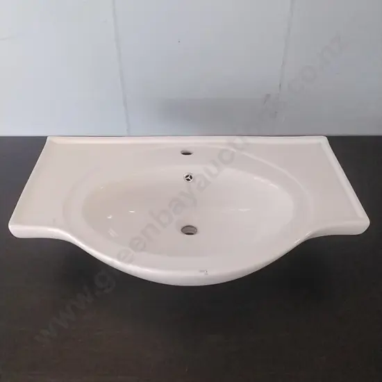 VANITY BASIN