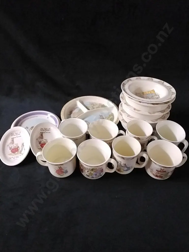 PETER RABBIT BUNNYKINS CHILDRENS DISHWARE Image 1++
