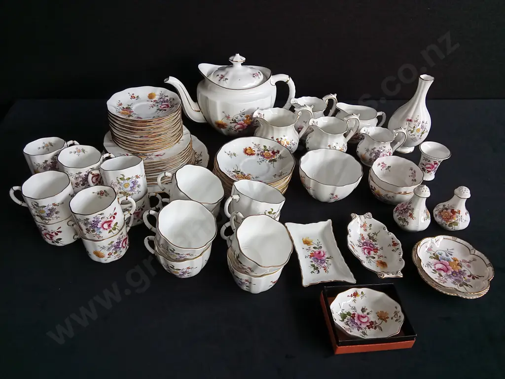 54 PIECE ROYAL CROWN DERBY BONE CHINA DERBY POSIES SET Image 1++