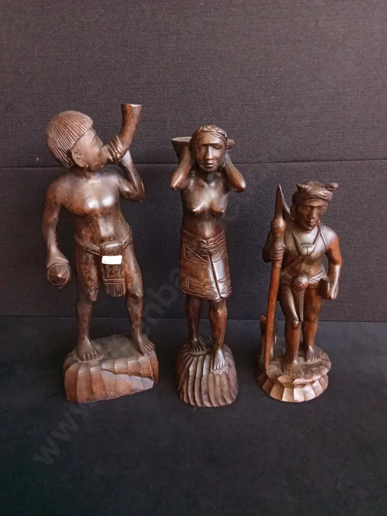 TRIO OF WOODEN CARVED TRIBAL FIGURES Image 1++