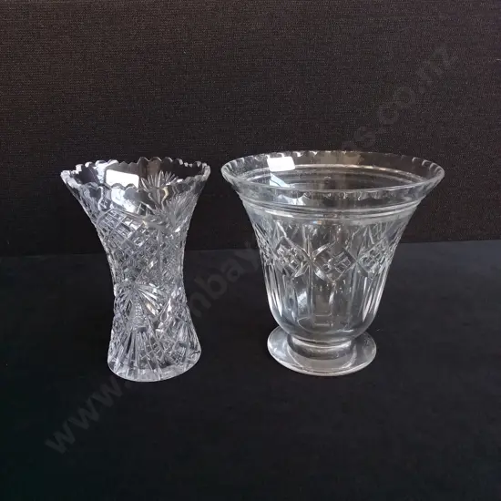PAIR OF DECORATIVE GLASS VASES