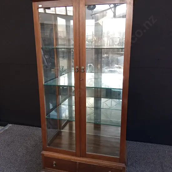 QUEEN ANNE STYLE CHINA CABINET H 1.72M X W 74CM X D 37CM
