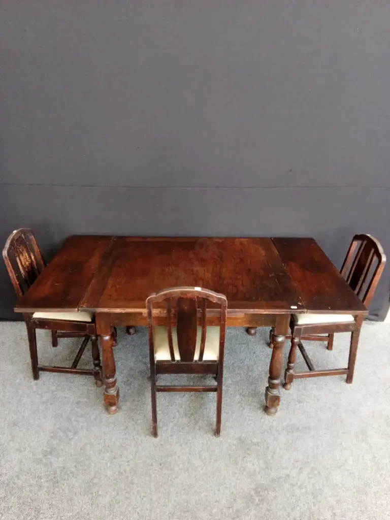 SOLID TIMBER EXTENDABLE DINING TABLE AND THREE CHAIRS  91CM X 107CM EXTENDING TO 165CM Image 1++