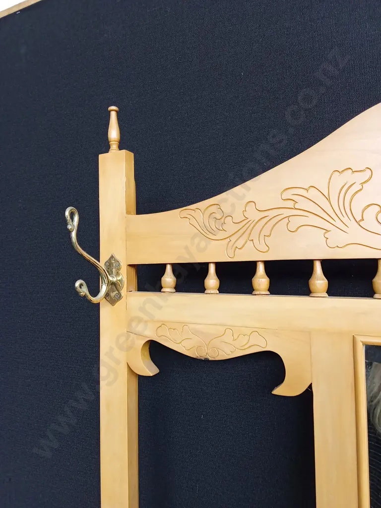 COLONIAL KAURI HALL STAND WITH CARVED DETAILS A MIRROR AND 2 HOOKS L1M D37CM H2M Image 1++