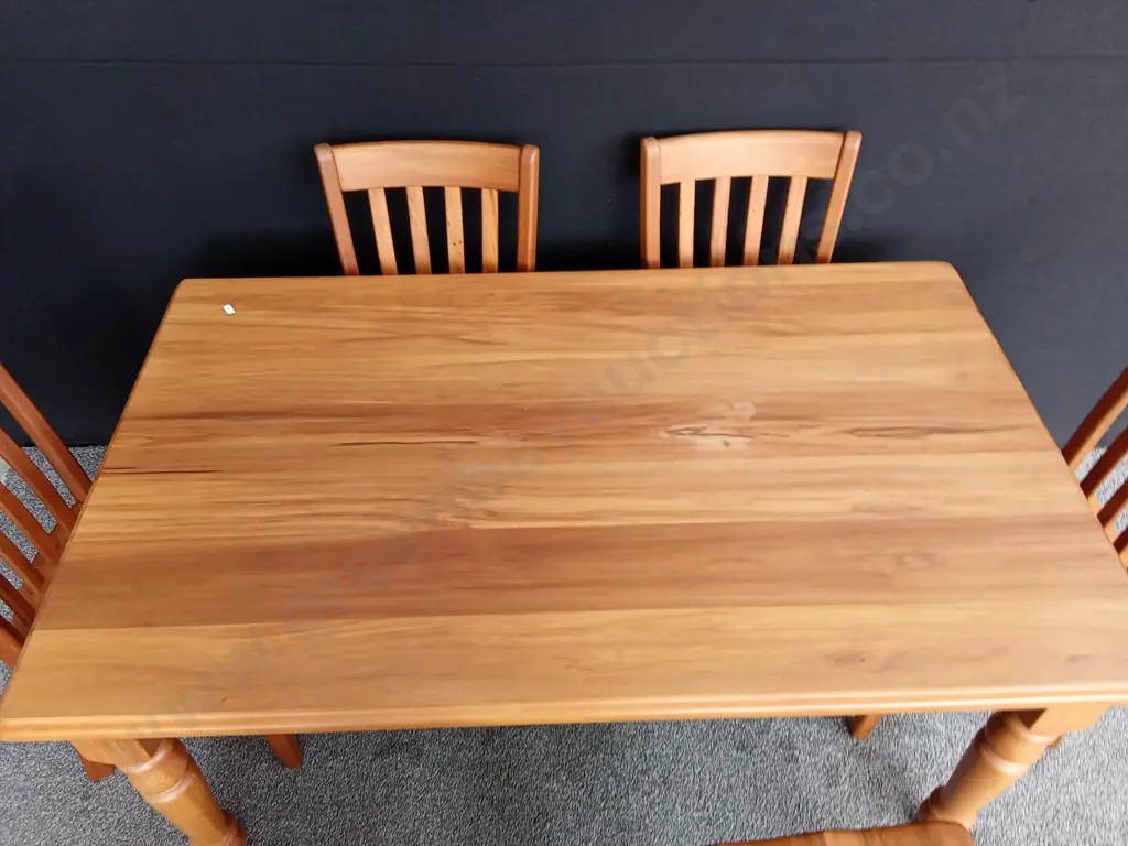 RECYCLED RIMU DINING TABLE WITH TURNED LEGS L150CM D90CM H77CM AND 6 CHAIRS Image 1++