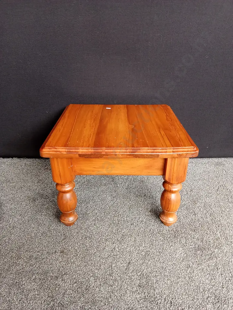 RIMU SQUARE SIDE TABLE WITH TURNED LEGS L60CM H43CM Image 1++
