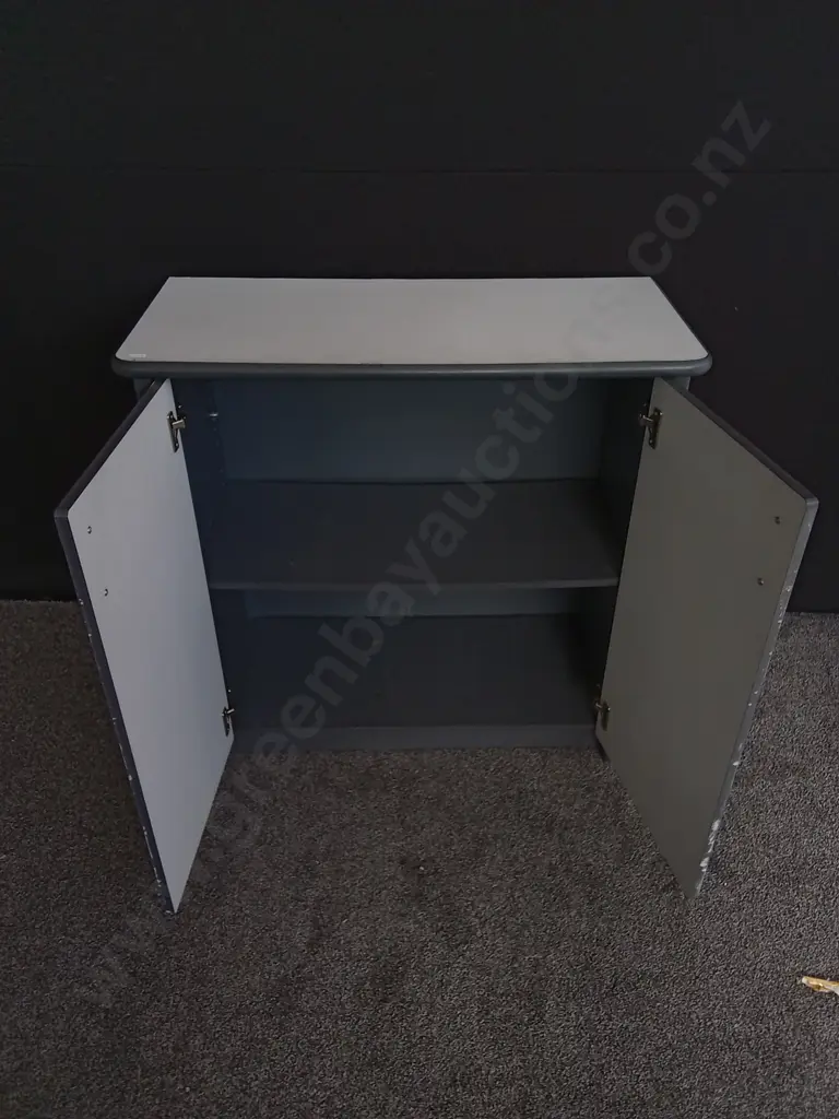 WHITE 2 DOOR CABINET L 92CM H 91CM D 41CM Image 1++