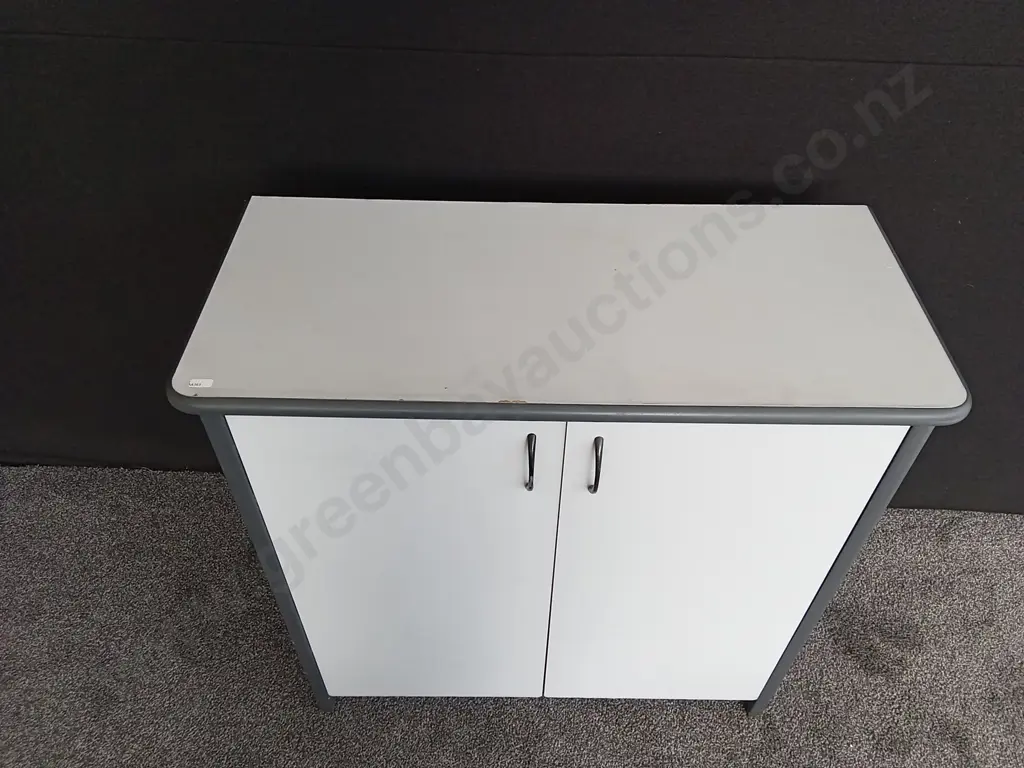 WHITE 2 DOOR CABINET L 92CM H 91CM D 41CM Image 1++