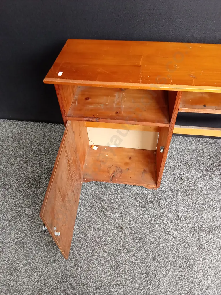 WOODEN DESK WITH ONE DOOR L1.06M D35CM H75CM Image 1++
