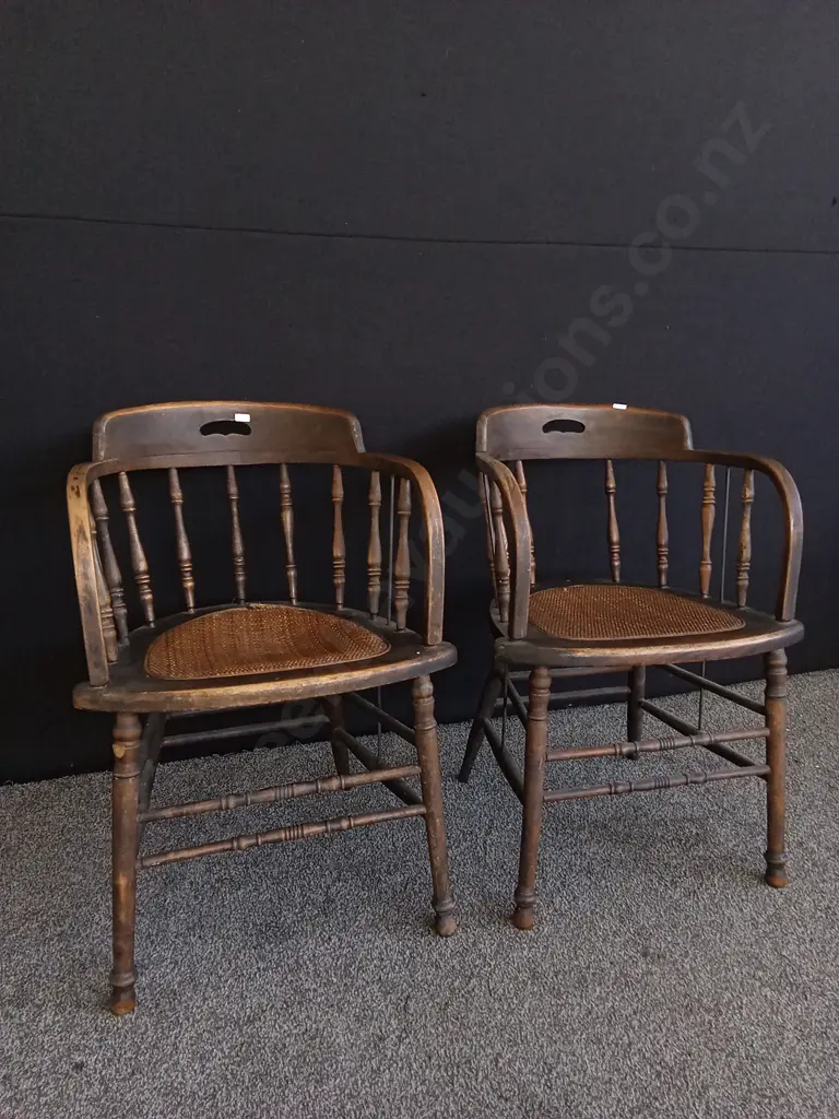 PAIR OF ANTIQUE WOODEN CAPTAINS CHAIRS Image 1++