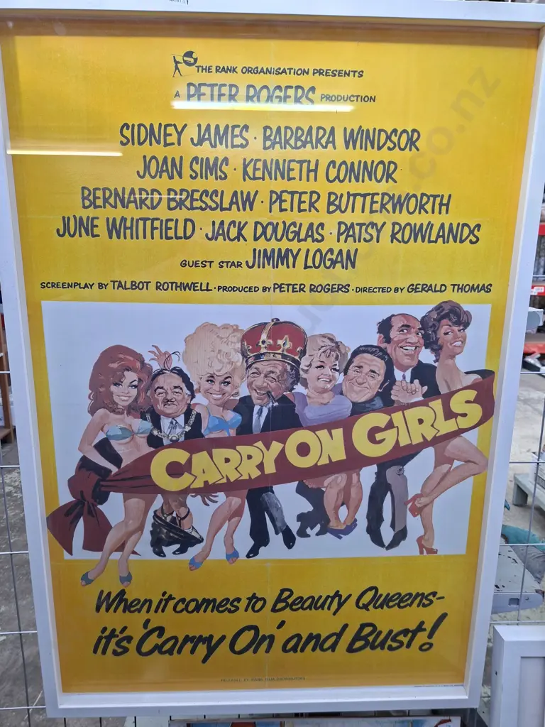 LARGE FRAMED PRINT OF CARRY ON GIRLS POSTER Image 1++