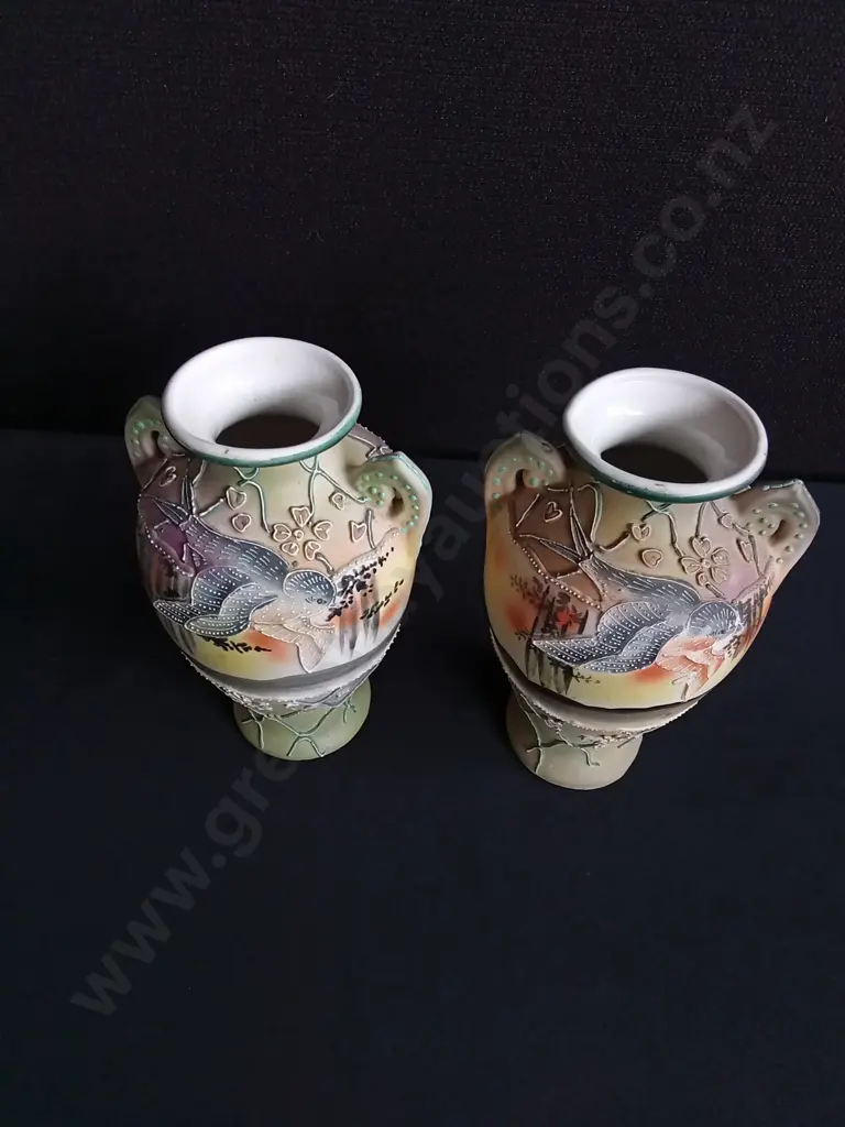 PAIR OF ANTIQUE JAPANESE NIPPON VASES Image 1++