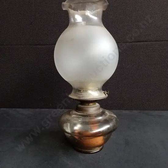 VINTAGE ROWATT'S NO 9 ANUCAPNIC FROSTED GLASS OIL LAMP