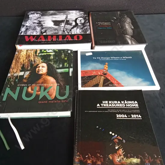 5 MĀORI BOOKS