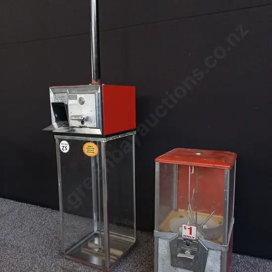 2 VENDING MACHINES/GUMBALL MACHINES