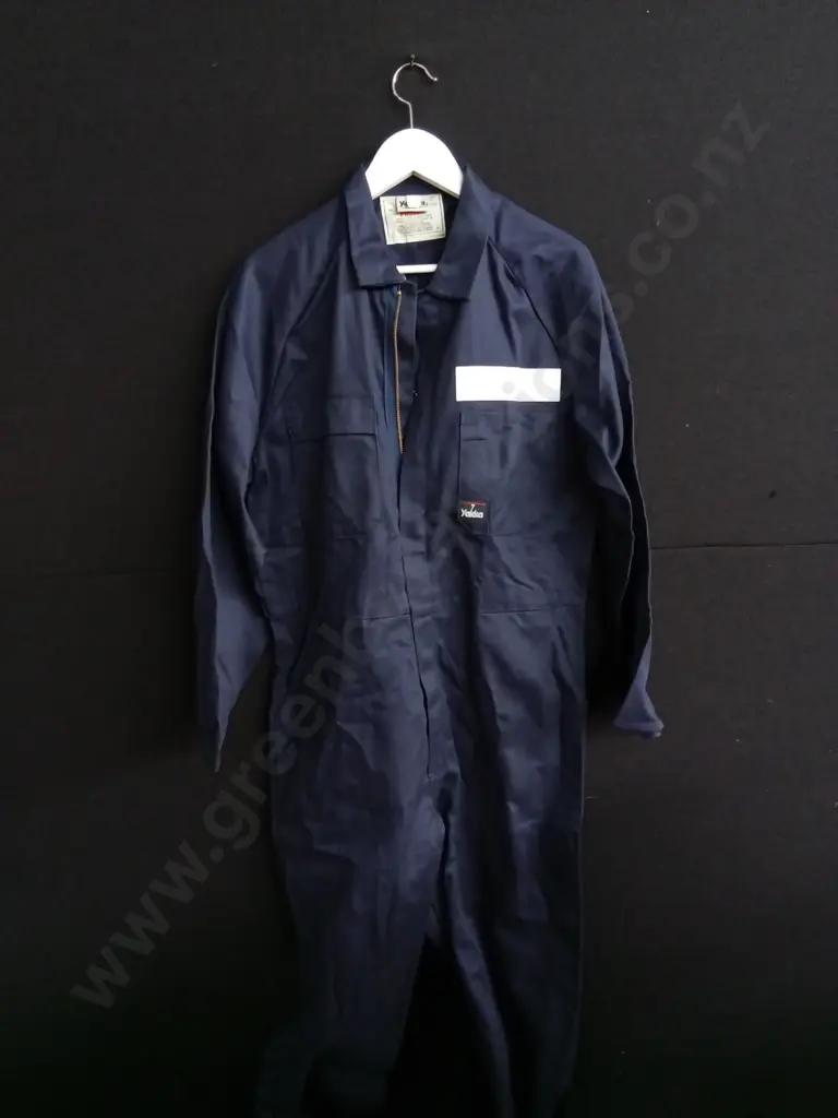 4 PIECES HI VIS WORKWEAR Image 1++