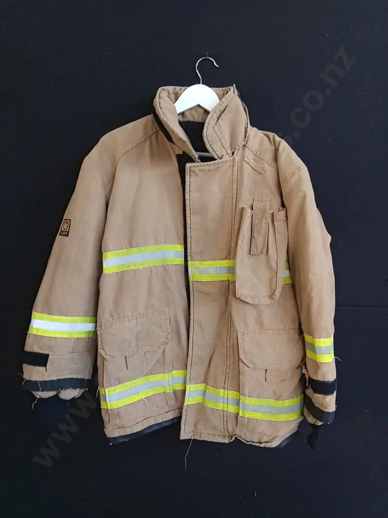 LION FIREFIGHTERS COAT Image 1++