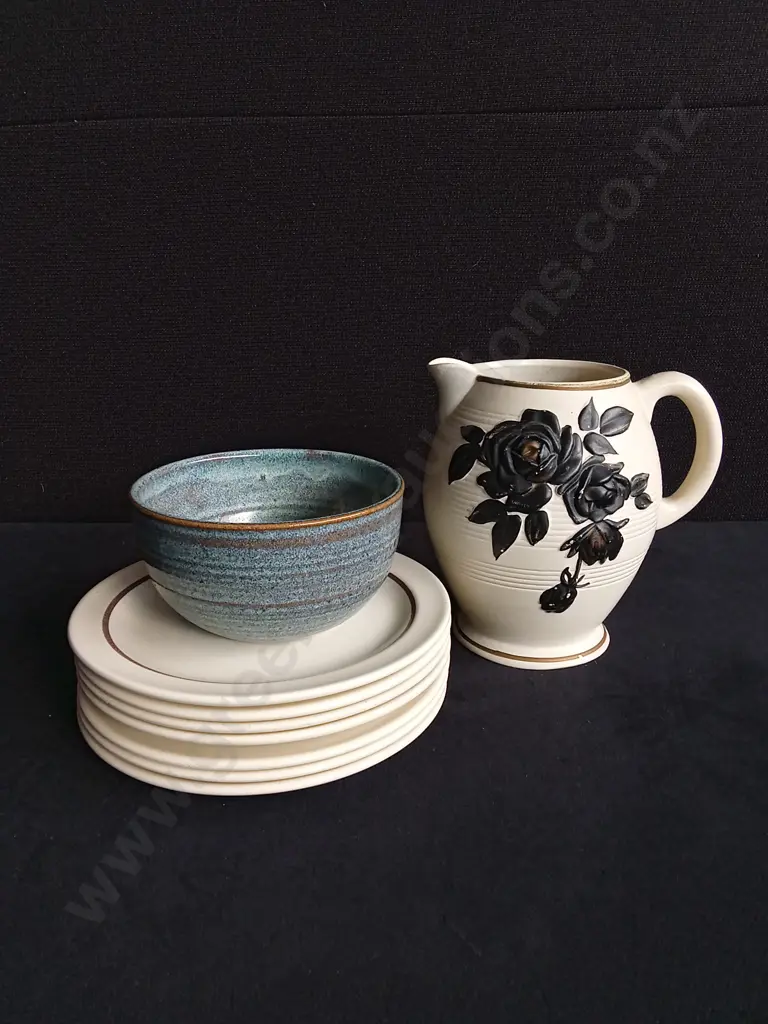 MIX OF PLATES SET, VASE AND CERAMIC BOWL Image 1++