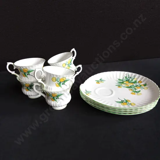 10 PIECES CROWN STAFFORDSHIRE FINE BONE CHINA, INCLUDES 4 TEA CUP AND PLATE SETS AND 2 SPARE TEA CUPS