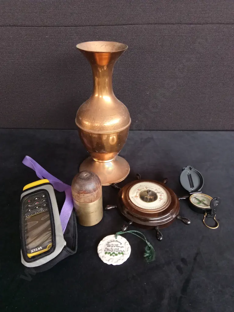6 ASSORTED ITEMS Image 1++