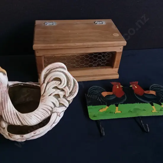 3 PIECES, WOODEN EGG BOX, AND CHICKEN DECOR