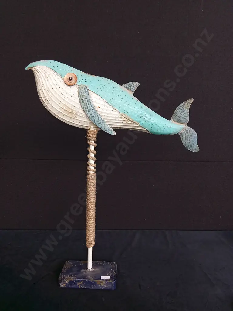 BRAND NEW WHALE FIGURINE H64CM Image 1++