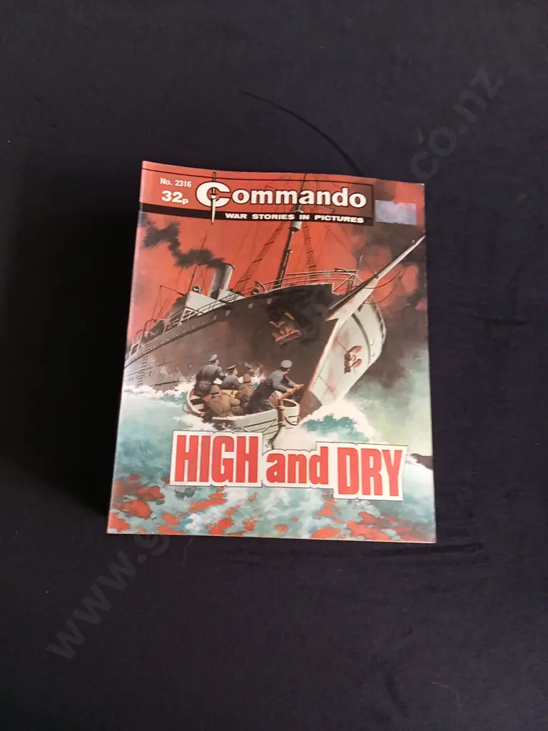15 PIECES MIX OF VINTAGE COMMANDO WAR COMICS Image 1++
