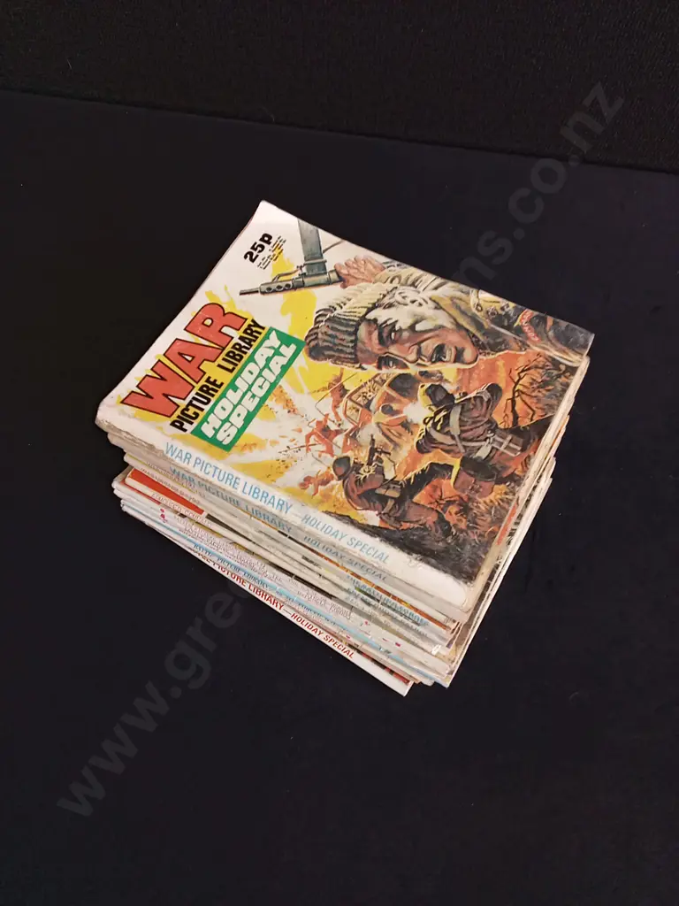 20 PIECES MIX OF VINTAGE WAR PICTURE LIBRARY AND BATTLE PICTURE LIBRARY COMICS Image 1++