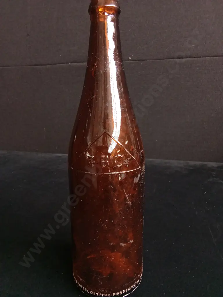 7 PIECES AMBER GLASS BOTTLES AND JUG Image 1++