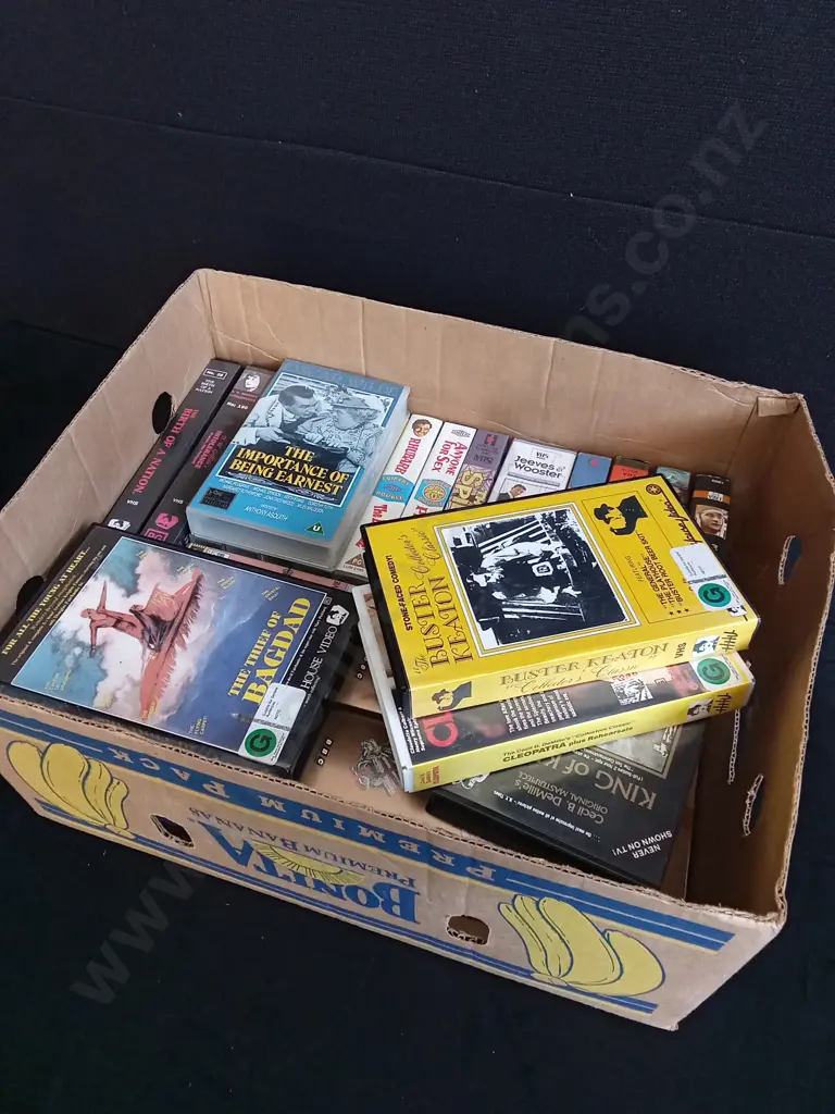 BOX OF VINTAGE VHS TAPES Image 1++