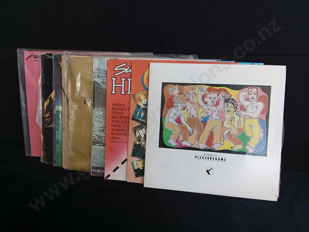 10 VINTAGE RECORDS Image 1++