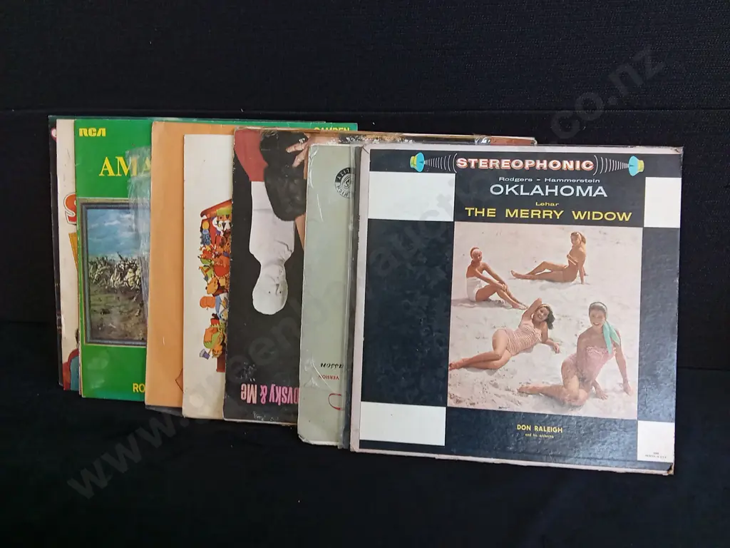 10 VINTAGE RECORDS Image 1++