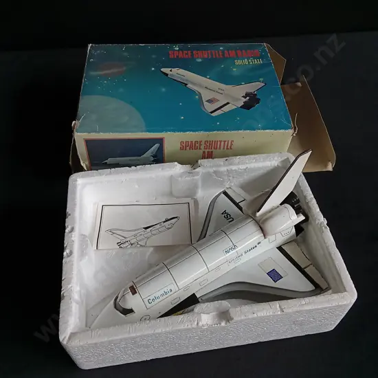 VINTAGE SPACE SHUTTLE COLUMBIA NOVELTY AM RADIO