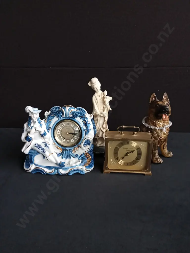 4 PIECES DECOR MIX, INCLUDING 2 VINTAGE CLOCKS Image 1++