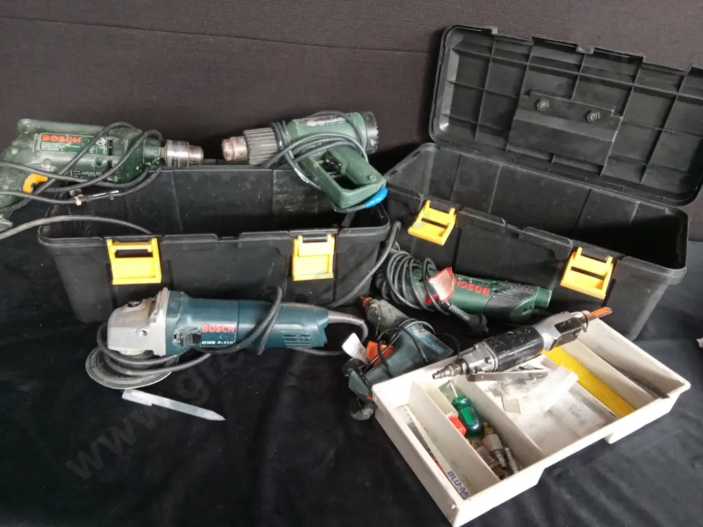 TOOLBOX OF PNEUMATIC TOOLS PLUS TOOLBOX OF MULTI TOOL, DRILL, ANGLE GRINDER AND HEAT GUN Image 1++