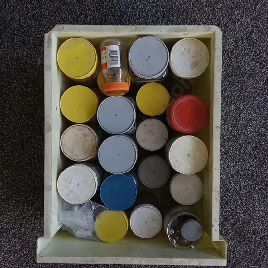 BOX OF HARDWARE