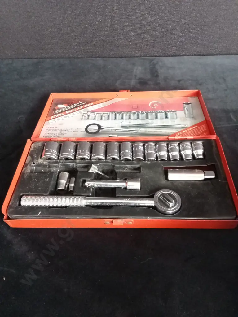 SOCKET SET AND HARDWARE Image 1++