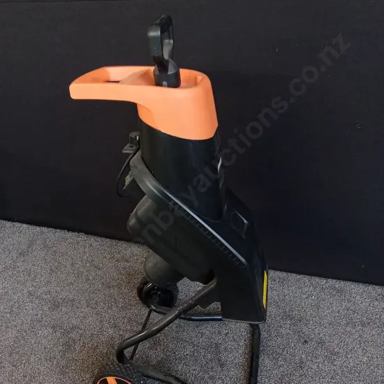 JOBMATE GARDEN SHREDDER