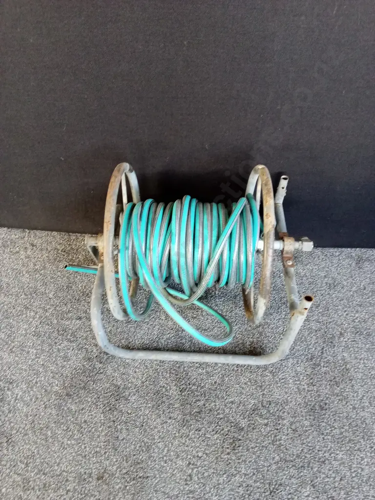 FREESTANDING HOSE Image 1++