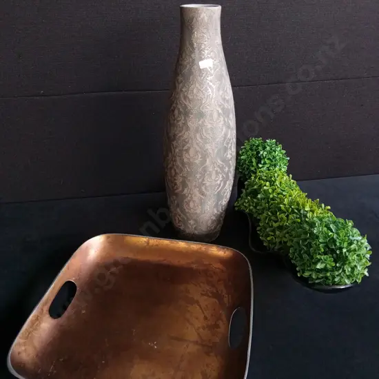 3 PIECES DECOR MIX, METALLIC TRAY, VASE AND FAUX PLANT
