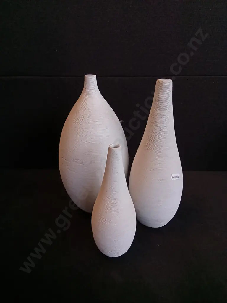 3 PIECE VASE SET Image 1++