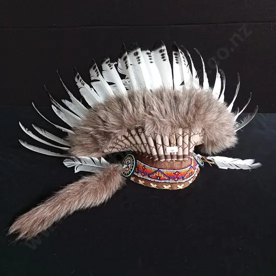 HANDMADE RED INDIAN STYLE HEADDRESS REPLICA