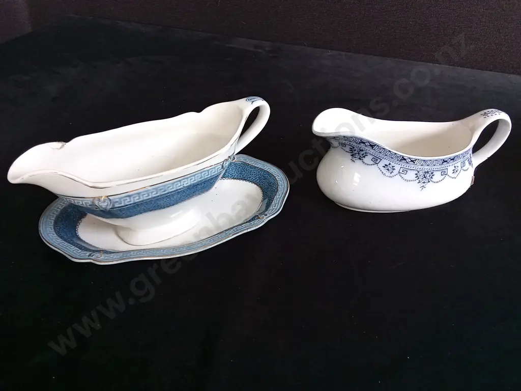 2 ALLIES DISHES 2 NEVADA SOL DISHES AND 2 CERAMIC JUGS Image 1++